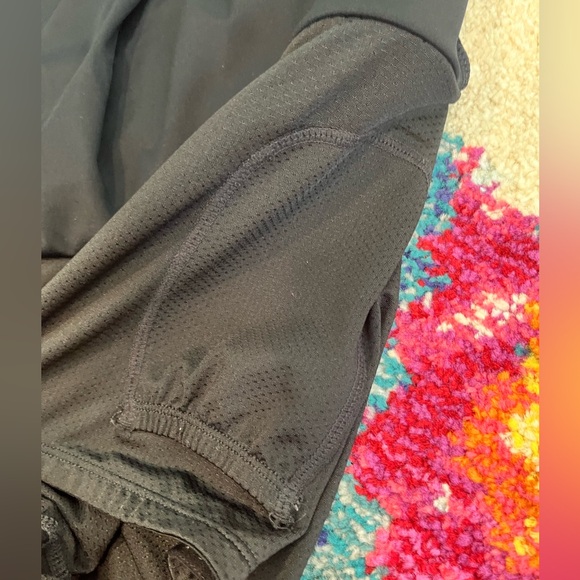 Baleaf Running/Tennis Skirt - Size Medium - Picture 3 of 9